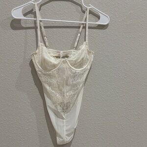 Abercrombie & Fitch Cream Lace Chemise